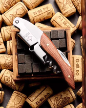 Carregar imagem no visualizador da galeria, Garbo WinePro - Abridor de Vinho
