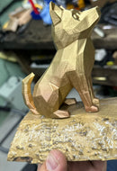 Estátua Artesanal Cachorro Geométrico Dourado 3D